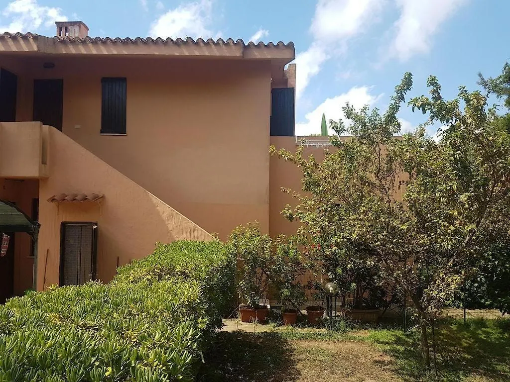 Villa Lussu Fort Village