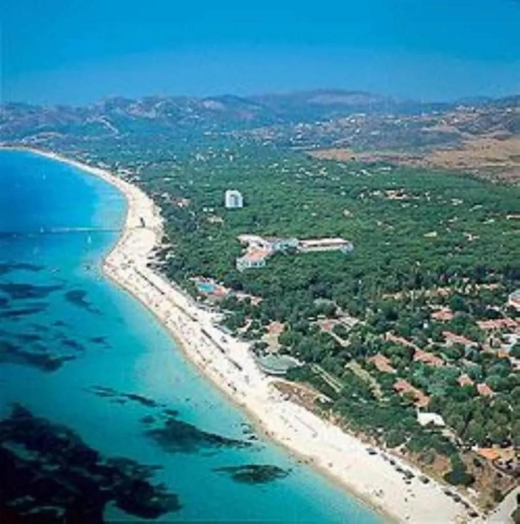 Villa Lussu contacts